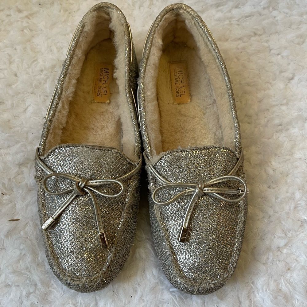 Michael Kors Sutton glitter champagne dyed pieced shearling Moccasins si…
